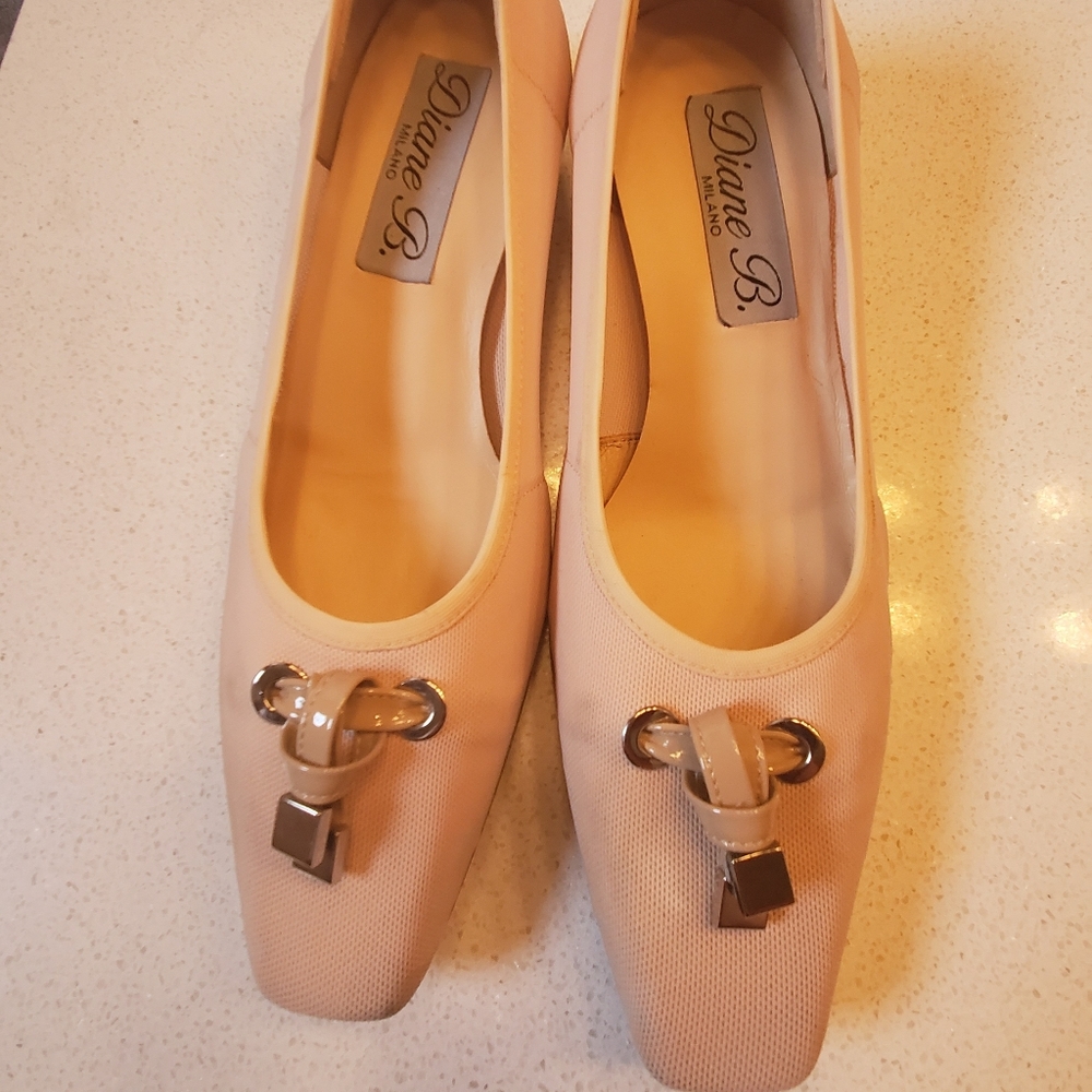 Diane B. Milano Leather Shoes